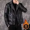 Jaqueta de couro masculina nova para outono e inverno, forrada com fleece, espessa, jaqueta de couro para jovem valentão, casaco de couro de moto da moda, fábrica