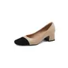 Sapatos femininos feitos à mão 2026 outono novo estilo color block sapatos de salto grosso baixo sapatos de salto alto para trabalho couro genuíno feminino bico quadrado
