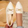 Moda plus size transfronteiriça novos mocassins respiráveis de bico fino para mulheres, sapatos casuais slip-on de cor sólida estilo preguiçoso em estoque