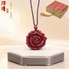 Colar Pingente Flor de Rosa para Mulheres, Joia Vintage com Toque de Luxo, Design Exclusivo, Fabricante de Joias Estilo Taoísta, Pingente de Cinábrio