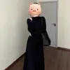 Vestido Negro Estilo Hepburn con Cintura para Mujer en Otoño e Invierno, Vestido Francés de Botonadura Única de Gama Alta, Falda de Longitud Media para Chicas con Curvas