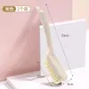 Cepillo para Zapatos de Mango Largo para el Hogar Colgable Artefacto de Plástico para Lavar Zapatos Cepillo para Zapatos de Cerdas Suaves No Daña los Zapatos Multicolores Opcionales Esencial de Limpieza