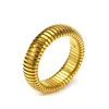 Nuevo estilo ins lujo ligero temperamento de alta gama anillo de cadena de serpiente de acero de titanio joyería elástica explosiva ventas directas de fábrica
