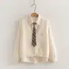 6856 Colete Cardigan Bordado Doce Estilo Japonês Estilo Universitário + Camisa com Gravata Conjunto de Três Peças Feminino Atacado