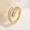 Anillo de Lujo Ligero de Cobre Incrustado con Circonita, Apertura Femenina y de Alta Gama, Anillo Ajustable Super Brillante, Estilo Ins Simple y Popular