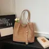 Bolso de Hombro Nuevo de Paja Lisa con Borlas, Bolso de Playa de Moda y Versátil, Bolso Tote Casual Simple de Gran Capacidad para Mujer