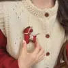 ¡Hazte rico pronto! Lindo Broche de Caballo de Tela para Mujer, Decoración para Bufanda y Accesorio para el Pecho Otoño/Invierno 2025