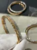 Seiko V Dourado Versão Alta Luxo Acessível Feminino Versão Estreita Pulseira Matelassê Pulseira de Diamante Feminina Não Desbota Venda Direta da Fábrica