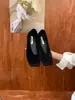 Outono de 2026 Novos Sapatos Individuais Quadrados Elegantes Versáteis de Salto Baixo Planos para Mulheres Confortáveis de Solado Macio Loafers Slip-on