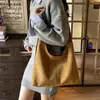 Bolsa Casual Grande e Elegante para Mulheres, Bolsa de Ombro Moderna e Estilosa, Bolsa Tote de Outono e Inverno para Mulheres