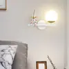 Lámpara de Pared de Astronauta Dormitorio Mesita de Noche Sala de Estar Habitación Infantil Minimalista Moderno Creativo Fondo de Luna Pared Pasillo Escalera Luz