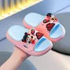 Nuevas pantuflas de verano de dibujos animados Nezha para interiores para niños y niñas, bebé 2025, zapatos versátiles suaves y antideslizantes para el hogar