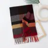 Bufanda de Lana Personalizada con un Toque de Lujo, Versátil para Hombres y Mujeres, Engrosada para Otoño e Invierno, Nueva Bufanda Cálida para el Cuello con Parches de Cuadros