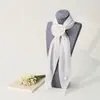 Bufanda de gasa con forma de diamante para mujer, estilo coreano, estampado a cuadros, bufanda larga para el cuello con hebilla de bufanda de flor de rosa tridimensional, cinta elegante