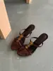 Primer Encuentro con las Sandalias de Tacón de Aguja con Dedos Separados Metálicas con Pedrería Retro Impresionantes de la Temporada, Sandalias de Tira con Dedos Separados Estilo Bohemio con Acolchado de Gamuza con un Toque Elegante