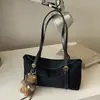 Bolso Otoño Invierno Mujer 2026 Nuevo Retro Gamuza de Mano Redondo Barril Bolso para Viajar Casual Hombro Único Cruzado Bolso Almohada