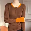 26 Novo Estilo de Início de Primavera Lã Fina Blocos de Cor Gola Redonda Botões Tricô Feminino Slim-Fit Versátil Mistura Manga Longa Suéter Básico