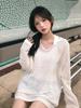 Blusa Tejida Verde de Verano, Tirantes Amarillo Suave, Chaqueta Blanca Tejida de Manga Larga con Corte Apricot para Protección Solar, Moderna
