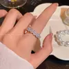Conjunto de Anéis de Design de Nicho Estilo Coreano, Anéis Empilháveis de Zircônia Microincrustada de Luxo Leve, Anéis Gentis e Elegantes para o Dia a Dia