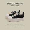 Zapatos de lona blancos con plataforma y diseño de nicho para mujer, primavera 2025, nuevos zapatos blancos de moda, zapatos casuales de tabla.