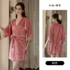 Roupão de Dormir Sexy Sem Costas Dividido Guipir Veludo Ponto Cruz Feminino Roupa de Casa 588