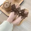 Pantuflas de Lino 2026 para Mujer con Suelas Suaves y Moños Lindos para Uso en Casa, Pantuflas de Madera para Piso Interior, Sandalias de Suela Gruesa de Verano