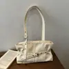 Bolso de Hombro Casual Vintage para Mujer 2026 Nuevo de Gran Capacidad con Colgante, Bolso de Viaje de Color Sólido con Hebilla de Cinturón, Bolso de Axila