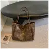 Bolso de Gran Capacidad para Mujer Otoño Retro 2025 Nuevo Versátil Simple Bolso de Hombro Casual para Viajes Diarios Bolso Tote Bolso de Mujer