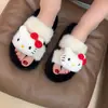 Estilo Novo Outono e Inverno Casual Antiderrapante Plataforma Grossa Pelúcia Uma Tira Gatinho Kt Chinelos de Estudante para Mulheres, Fofos e Doces
