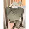 Camiseta de Manga Larga de Otoño Cuello en V Camiseta Base para Mujer Ajustada Versátil Temperamento Capa Interior Ropa Exterior Elegante Botón Camiseta Adelgazante