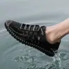 Sapatos Masculinos de Tamanho Grande para Travessia de Fronteira Verão Novo Casual Diário Masculino Sandálias Vazadas Respiráveis Sapatos de Couro Perfurado com Solado Macio