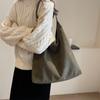 Bolso de pana suave retro para pan para mujer 2026 Nuevo popular de primavera Bolso de hombro de gran capacidad Bolso tipo cubo de moda