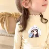 Camiseta térmica base para niña con cuello semi-alto cepillado para primavera, otoño e invierno, con bordes rizados, adecuada como capa interior o top cálido