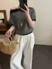 Camiseta de Tricô Casual Listrada de Ombro a Ombro Estilo Coreano para Mulheres, Verão Preguiçoso com Caimento Solto, Valoriza a Cintura, Emagrecimento, Top de Manga Curta de Ombro a Ombro