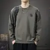 Camiseta Masculina Casual de Manga Longa para Usar por Baixo Camiseta Masculina Bordada Camada Base Novo Estilo Fino Top 2026 Solta Manga Longa