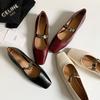 A textura é incrível ~! Sapatos Femininos Mary Jane Estilo Hepburn Sapatos Femininos Primavera e Outono Plano Fundo Macio Couro Sapatos de Couro Macio