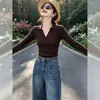 Suéter de tricô marrom com gola polo, moda feminina para o início do outono, novo modelo 2026, manga longa, luxo leve, top com design de alta qualidade