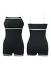 Nuevo traje de baño de una pieza ajustado con tiras de color block estilo celebridad 2026 para mujer, que cubre el abdomen y estiliza, para vacaciones en la playa y aguas termales