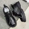 Zapatos de Hombre Estilo Nuevo Primavera 2026 con Diseño de Punta Ancha, Zapatos de Hombre Estilo Retro Casual con Suela Gruesa, Zapatos de Hombre Clásicos Negros Estilo Británico que Aumentan la Altura