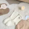 Meias Fofas e Divertidas para Mulheres na Altura da Panturrilha, Meias Grossas Quentes com Forro de Lã para Outono e Inverno, Meias Longas de Pelúcia com Desenho Estilo Japonês de Dachshund