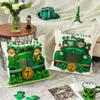 Calle. Funda de Almohada Día de San Patricio Trébol de Cuatro Hojas Letra Dibujos Animados Decoración del Hogar Funda de Almohada Estilo Ins Almohada para Sofá
