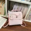 Mochila dulce de lunares estilo coreano 2026 nuevo diseño de nicho mochila estilo chica dulce versátil y ligera para ir al trabajo