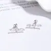 Pendientes de Plata de Ley S925 2025 Nuevos Sencillos de Moda Ins Lujo Ligero Zircón Marqués Tornillo Roscado de Tapa Oreja Hélice