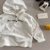Estilo Primavera Infantil Camada Base Simples Meninos Marca da Moda Camiseta Externa Roupa Íntima Casual Estilo Coreano Sudadera com Capuz para Bebê Menino