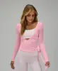 Nuevo conjunto de tres piezas de fitness para mujer, ajustado, muy elástico, secado rápido, leggings de capa base, ropa para Pilates yoga