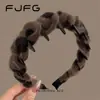 Diadema de Peluche Estilo Coreano de Leopardo de Alta Calidad para Mujer con Corona Alta, Pinza para el Cabello Antideslizante con Dientes para Lavarse la Cara, Diadema Otoño e Invierno 2025 para Mujer