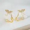 Aretes de mariposa ondulados de lujo ligero para mujer, estilo ins, frescos y sofisticados, aretes de moda transfronterizos, accesorios para la oreja únicos y elegantes