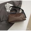 Bolsa de Ombro Grande Capacidade Moda Retrô para Mulheres 2026 Nova Tendência Bolsa Transversal de Viagem Bolsa de Ombro Portátil para Curta Distância