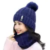 Gorro de Invierno para Mujer, Lindo Pompon de Piel Forrado de Felpa Cálido Tejido de Dos Piezas Gorro de Lana con Letra B Etiqueta Venta al por Mayor