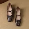 2025 novos sapatos femininos com costura de laço bico quadrado salto grosso tamanho 31-43 código de tamanho sapatos de comércio exterior transfronteiriço